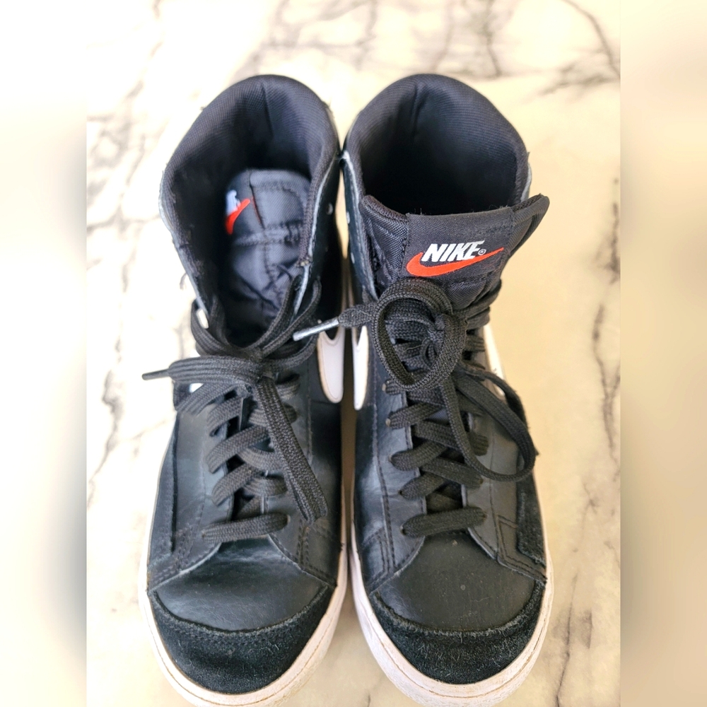 Nike Blazer Mid '77 DA4086-002 Size 6.5 Y Women's Size 8